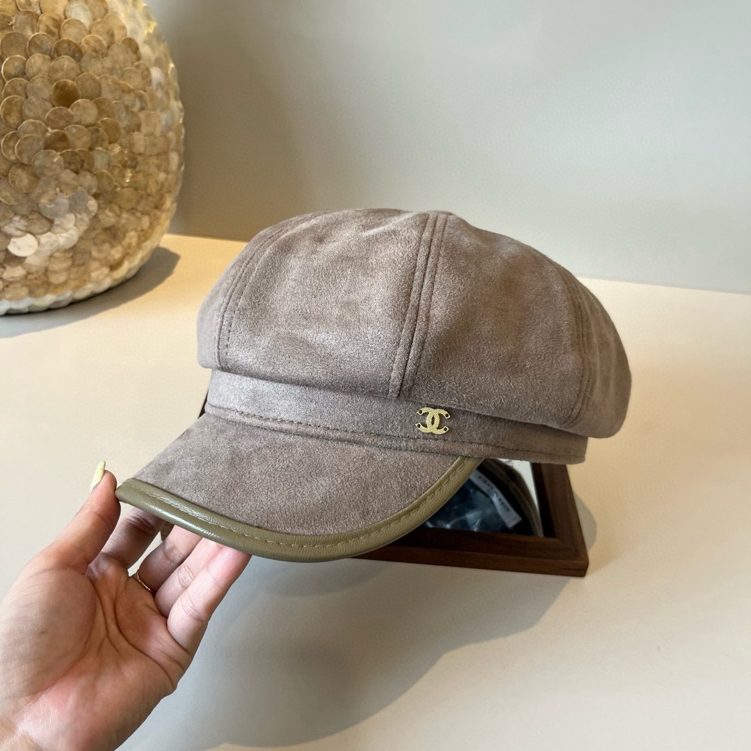 🆕

香奈儿新款鸭舌画家帽，头围57cm