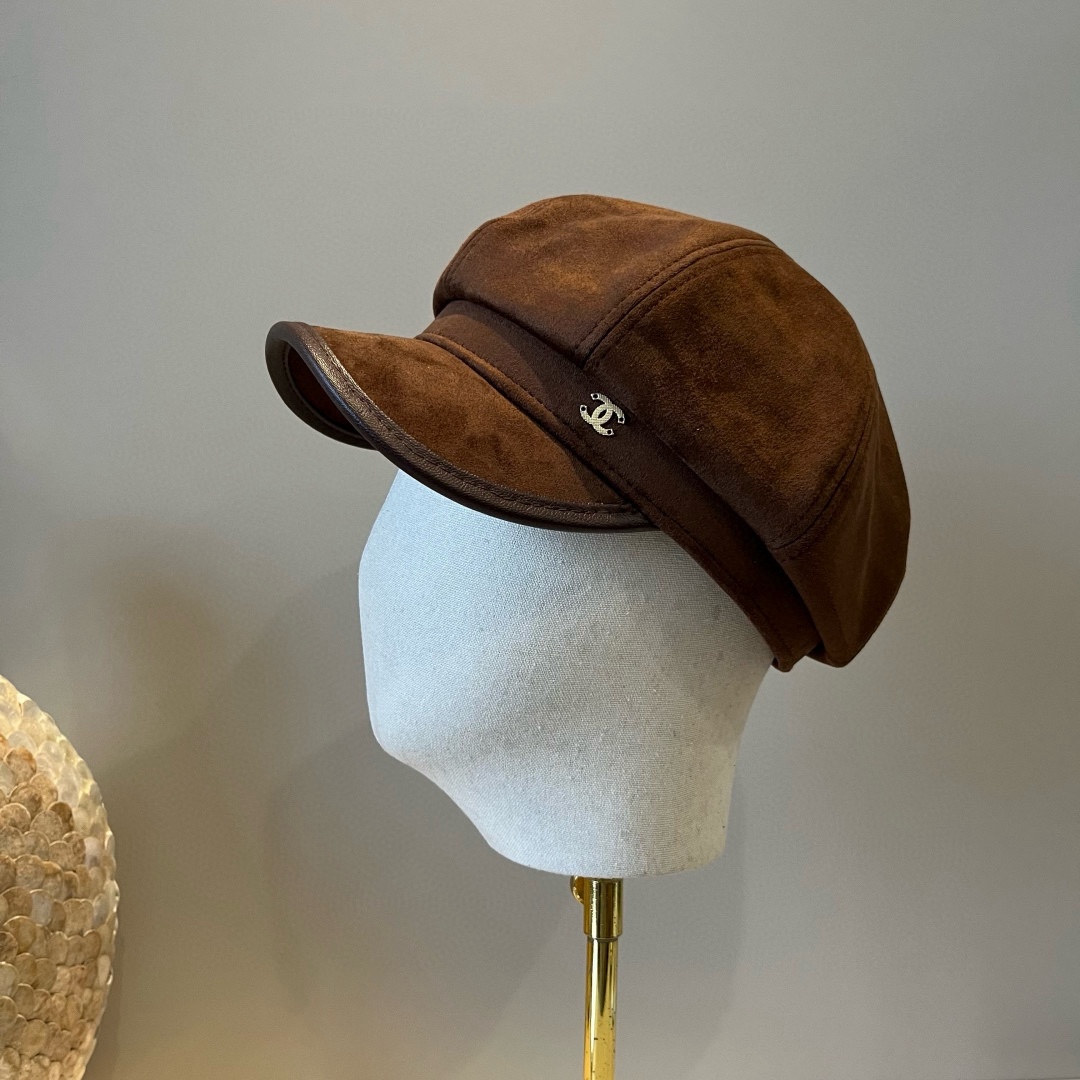 🆕

香奈儿新款鸭舌画家帽，头围57cm