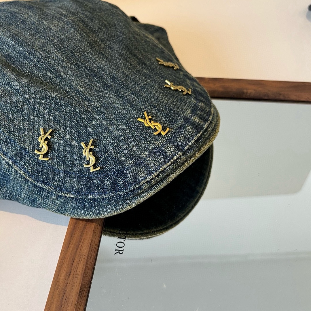 🆕

圣罗兰复古风前进鸭舌帽，高级百搭，头围57cm