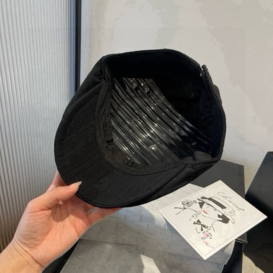 🆕
亚历山大王前进鸭舌帽，轻盈百搭