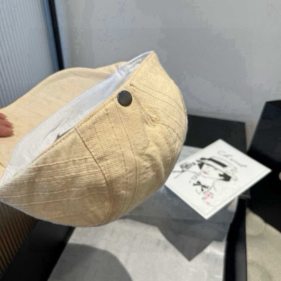 🆕
亚历山大王前进鸭舌帽，轻盈百搭