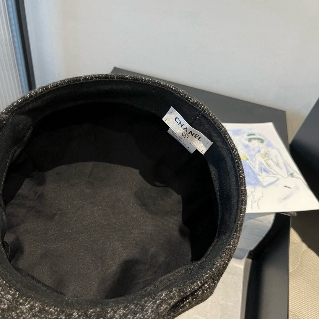 🆕

香奈儿新款鸭舌军帽，高级定制，头围57cm