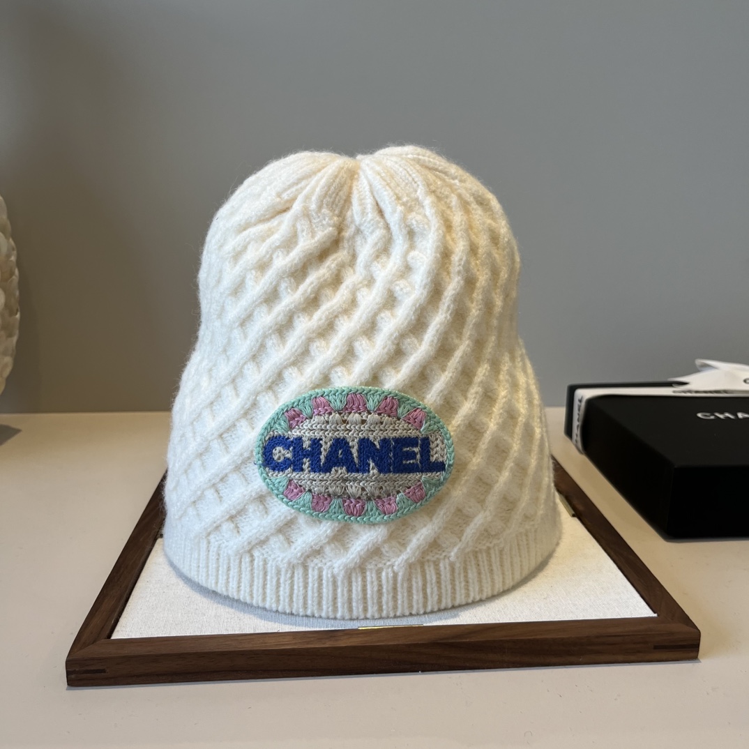 🆕

Chanel香奈儿针织毛线帽