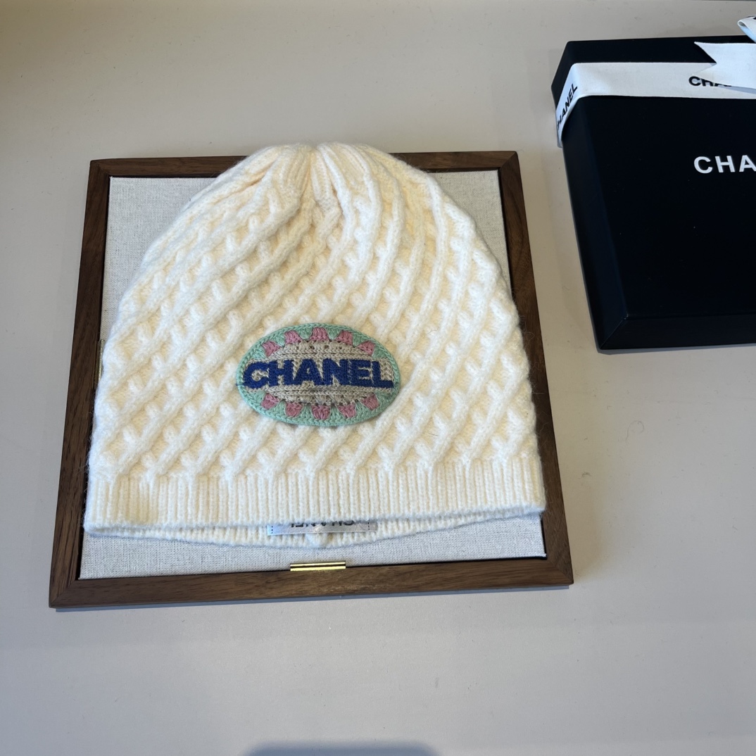🆕

Chanel香奈儿针织毛线帽