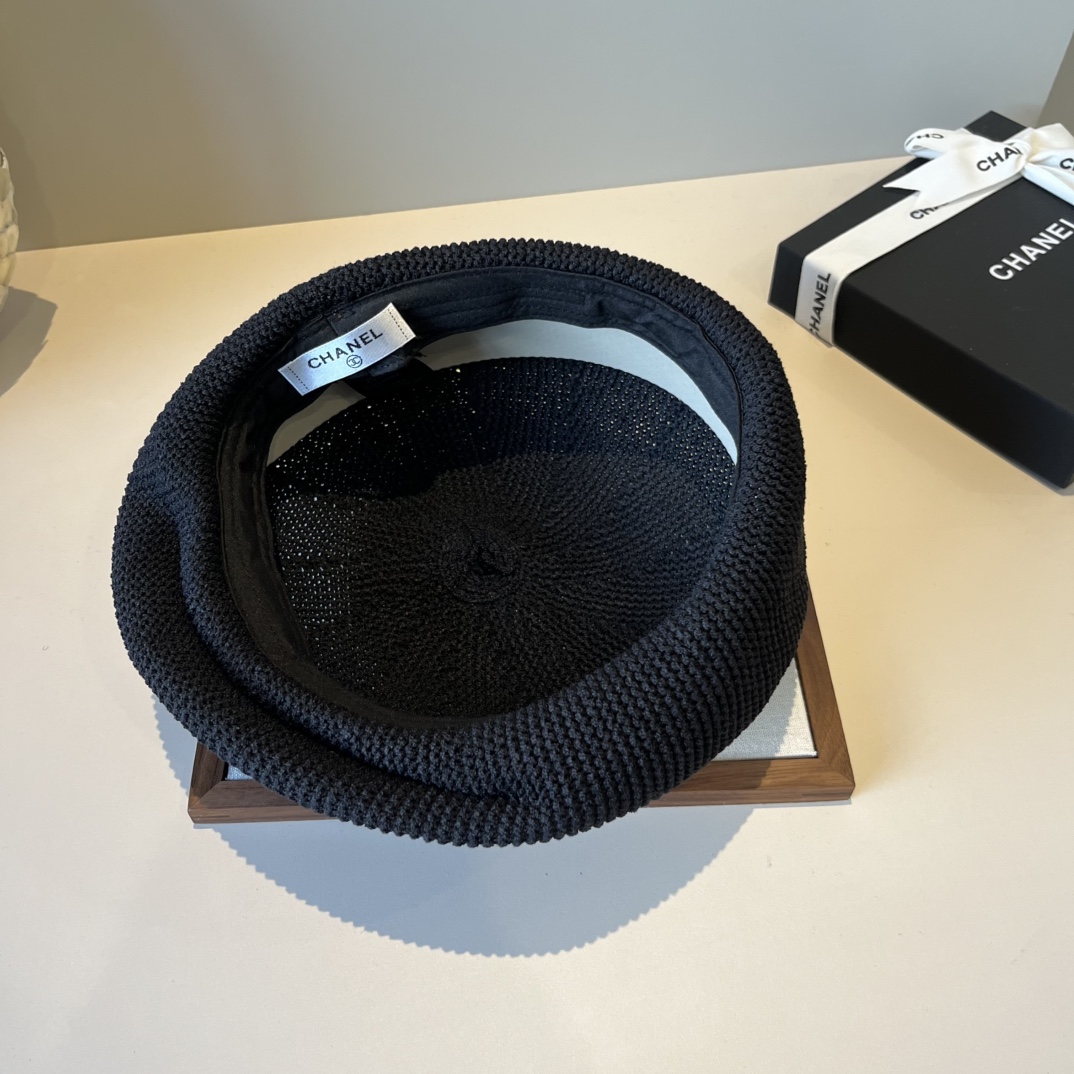 🆕

Chanel香奈儿新款贝雷帽