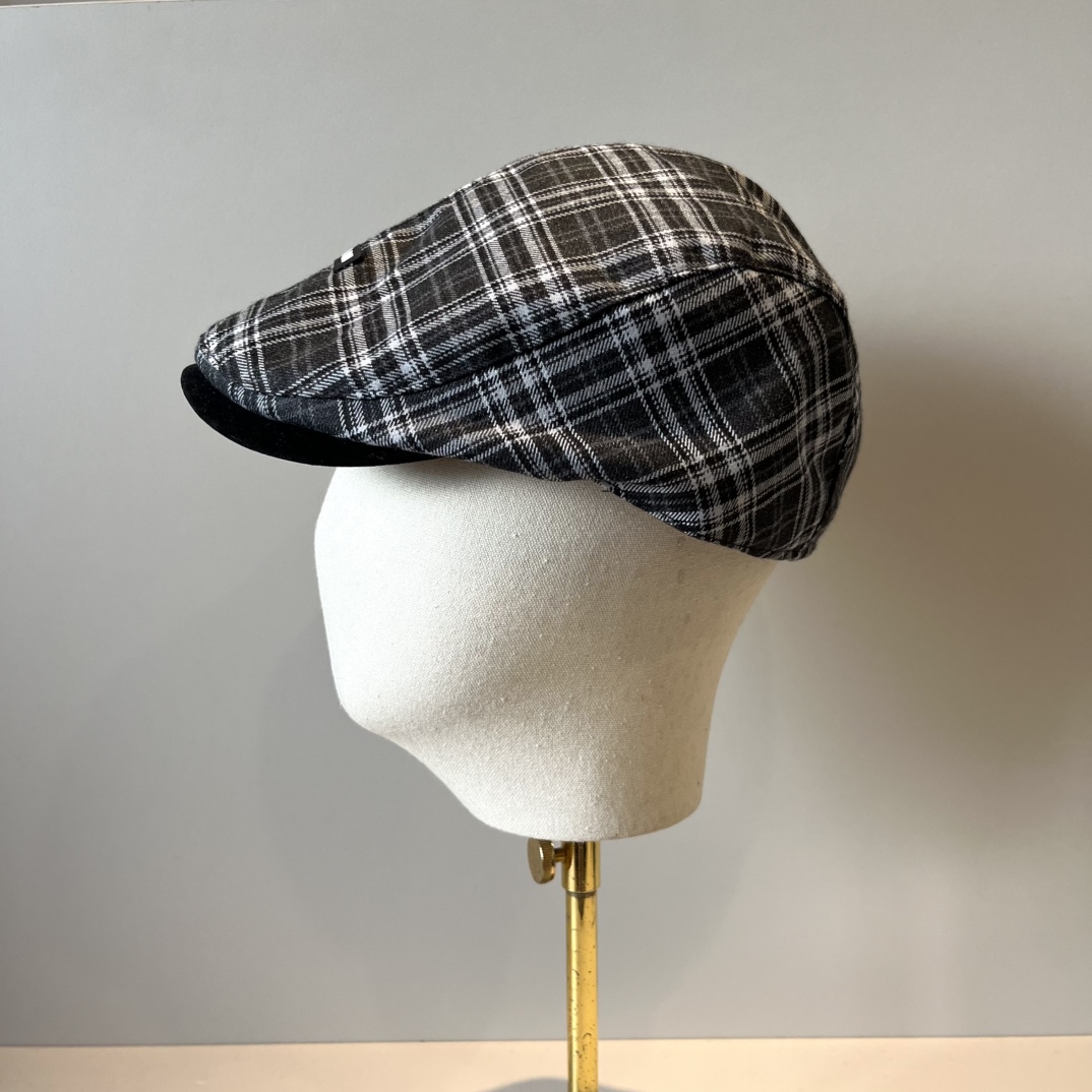 🆕

miumiu缪缪鸭舌前进帽，头围58cm