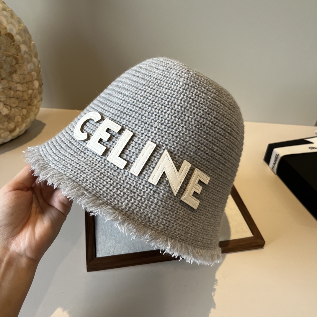 🆕

Celine赛琳新款渔夫帽，头围57cm