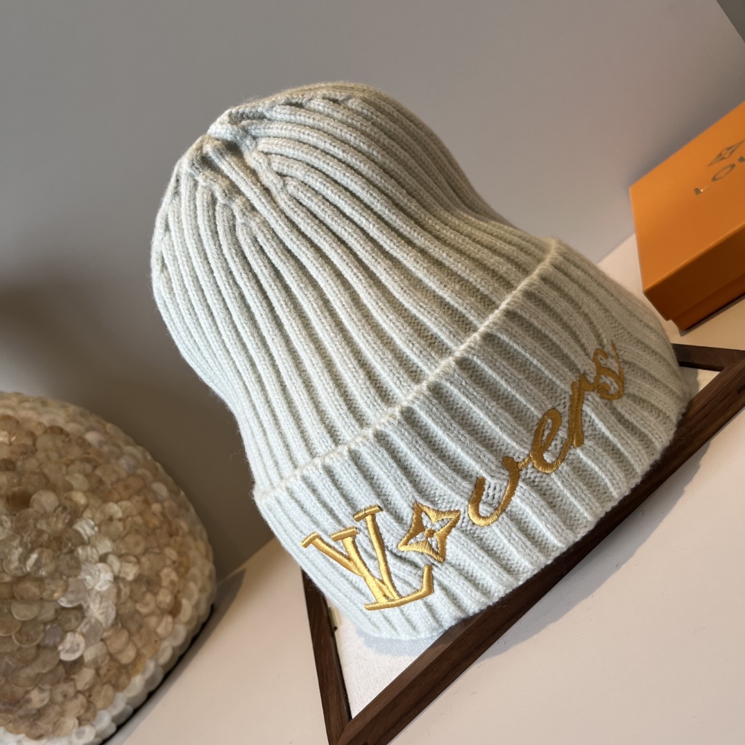 🆕

Lv路易斯新款毛线帽