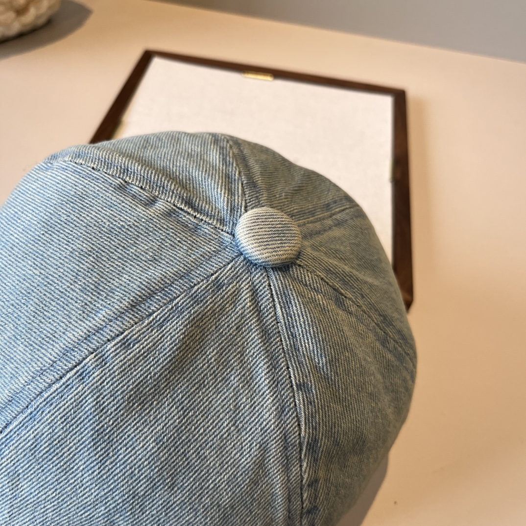 🆕

巴宝莉新款鸭舌前进帽，头围58cm