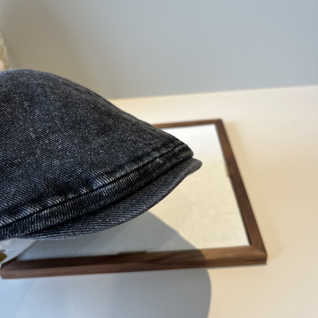 🆕

巴宝莉新款鸭舌前进帽，头围58cm