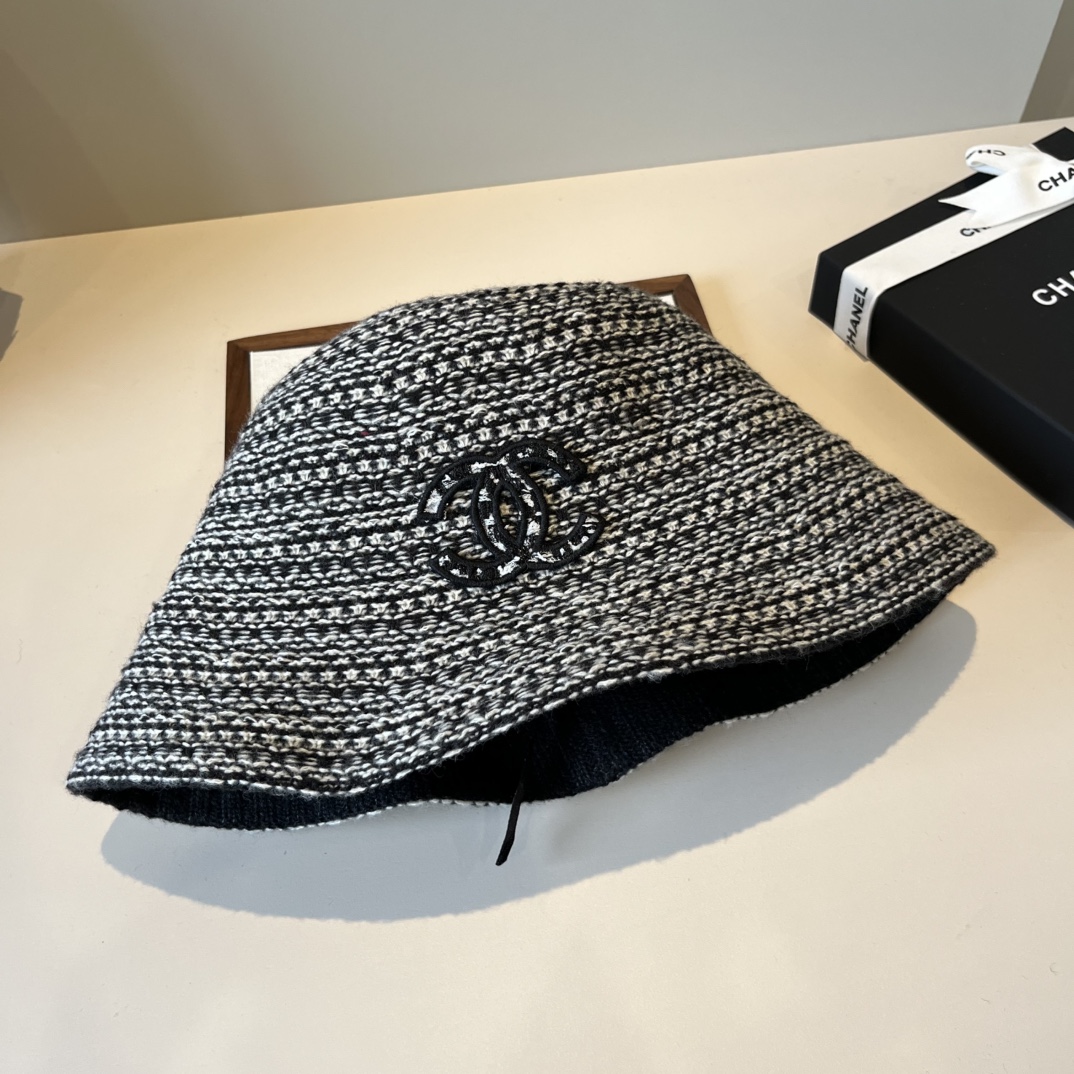 🆕

Chanel香奈儿新款渔夫帽，头围57cm