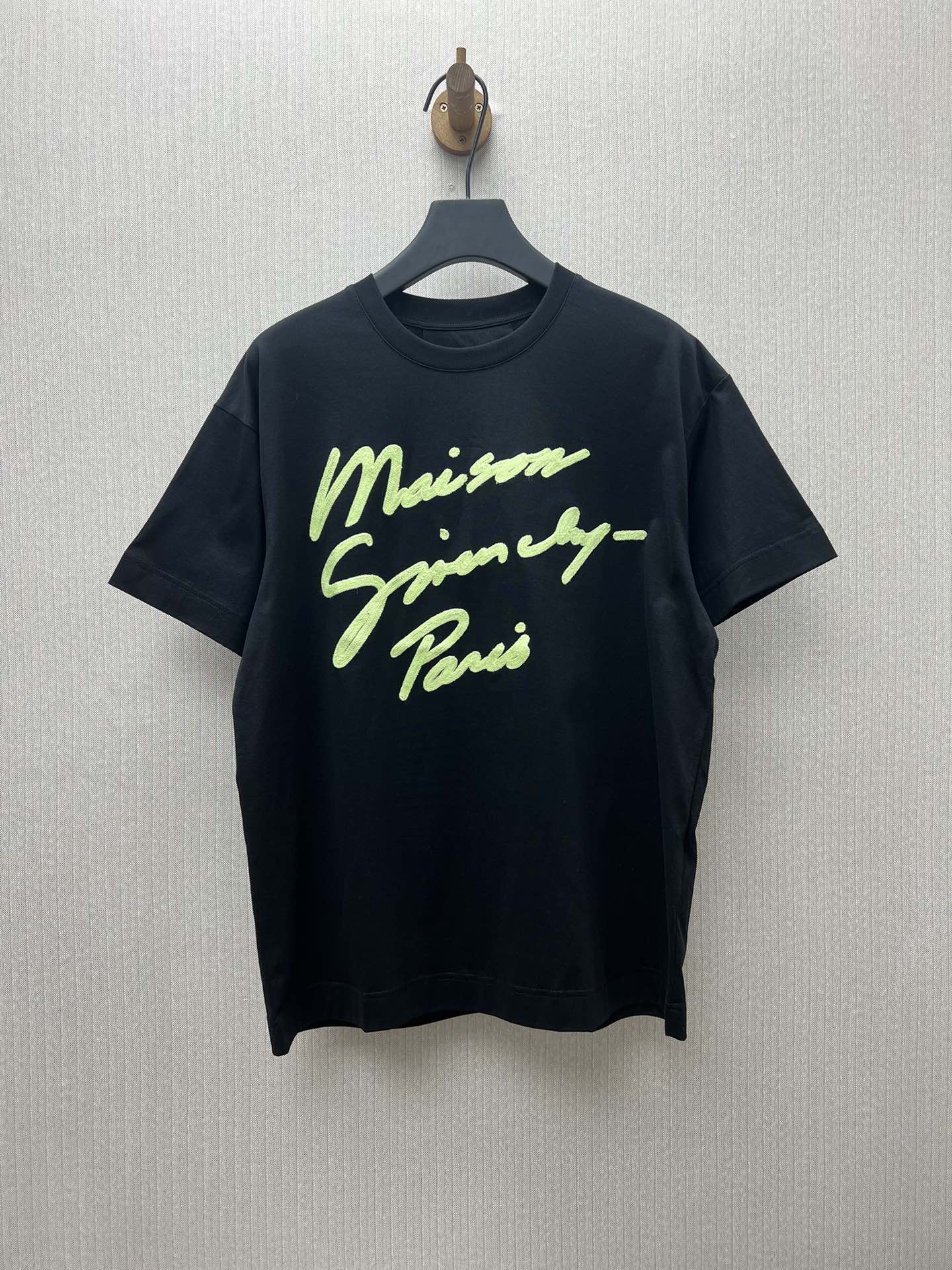 Givenchy 25ss新款字母Logo刺绣圆领套头短袖T恤 男款 黑色 高版本 码数：S.M.L.XL.