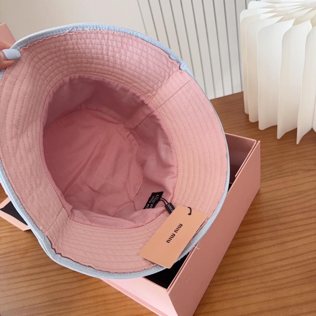 

【MIUM缪缪】2025新款双拼棒球帽，🔆百搭日常款～出街必备