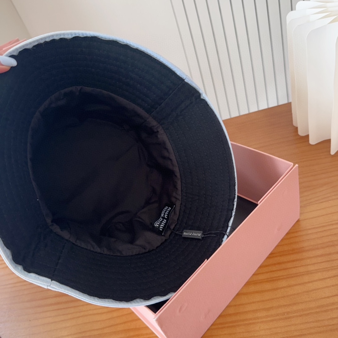 

【MIUM缪缪】2025新款双拼棒球帽，🔆百搭日常款～出街必备