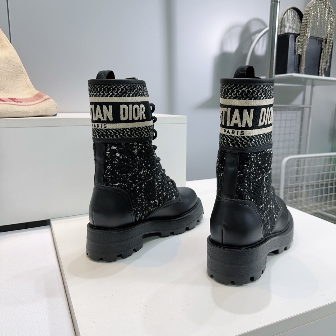 “High Quality Martin Boots Inspired by Dior Book Tote – Top Edition, Black Technology, Cow Leather” - 图片 7