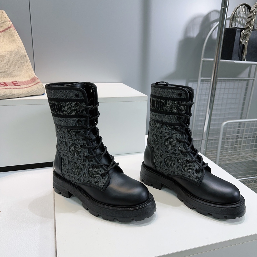 “High-Quality Diordio 25 Martin Boots: Top Edition with Christian Dior Design Elements” - 图片 2