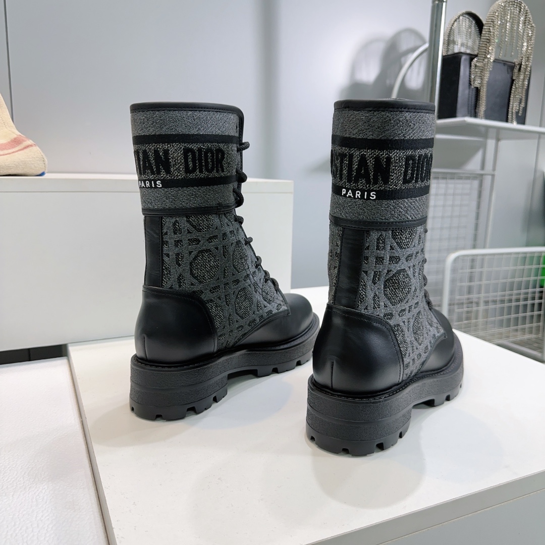 “High-Quality Diordio 25 Martin Boots: Top Edition with Christian Dior Design Elements” - 图片 4