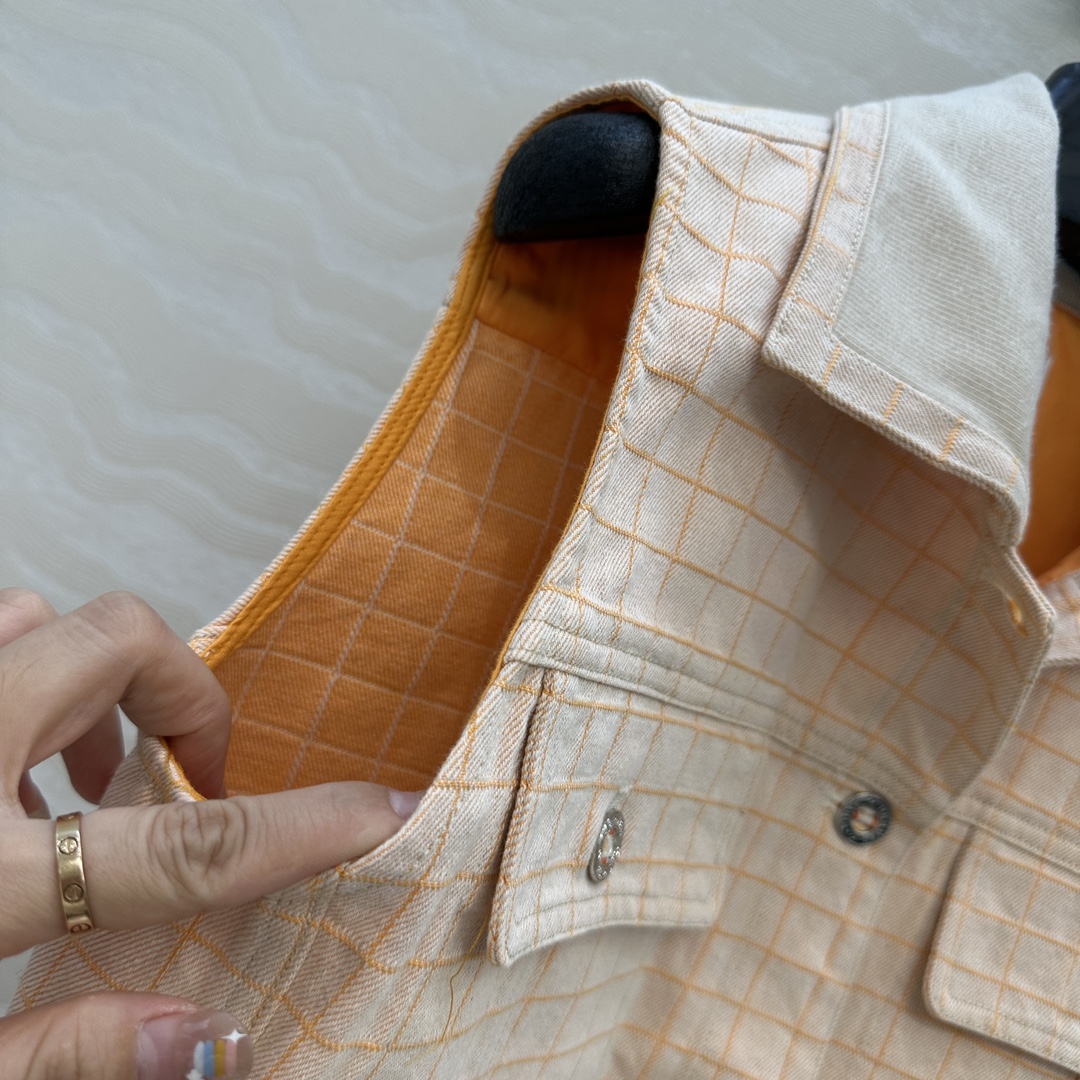 “Original Bad-Ass Female Suit: Double-Colored Cowboy Vest Jacket Review” - 图片 5