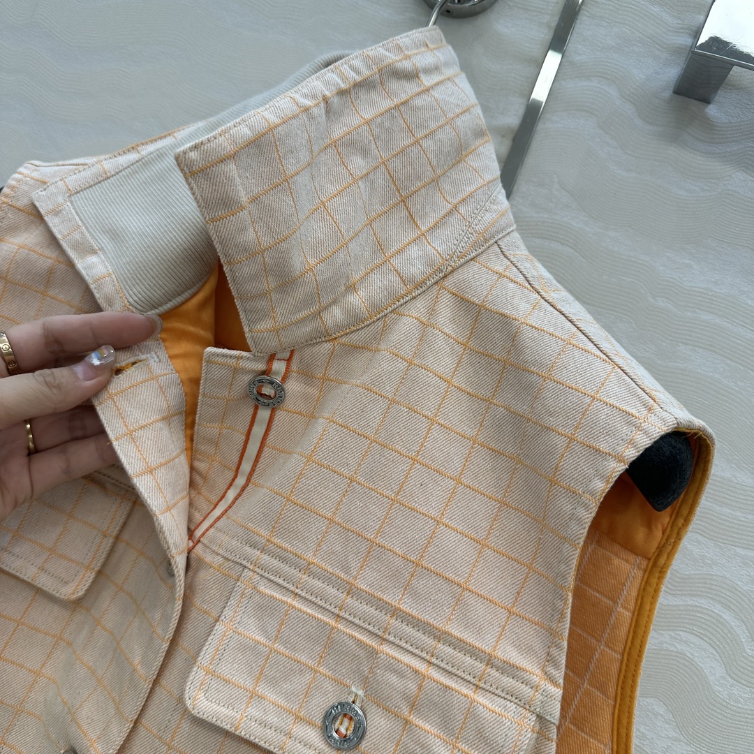 “Original Bad-Ass Female Suit: Double-Colored Cowboy Vest Jacket Review” - 图片 4