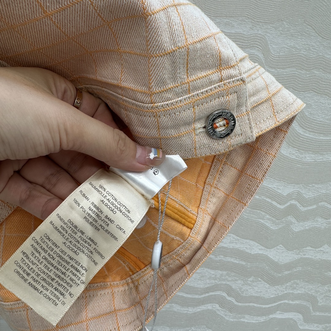 “Original Bad-Ass Female Suit: Double-Colored Cowboy Vest Jacket Review” - 图片 8