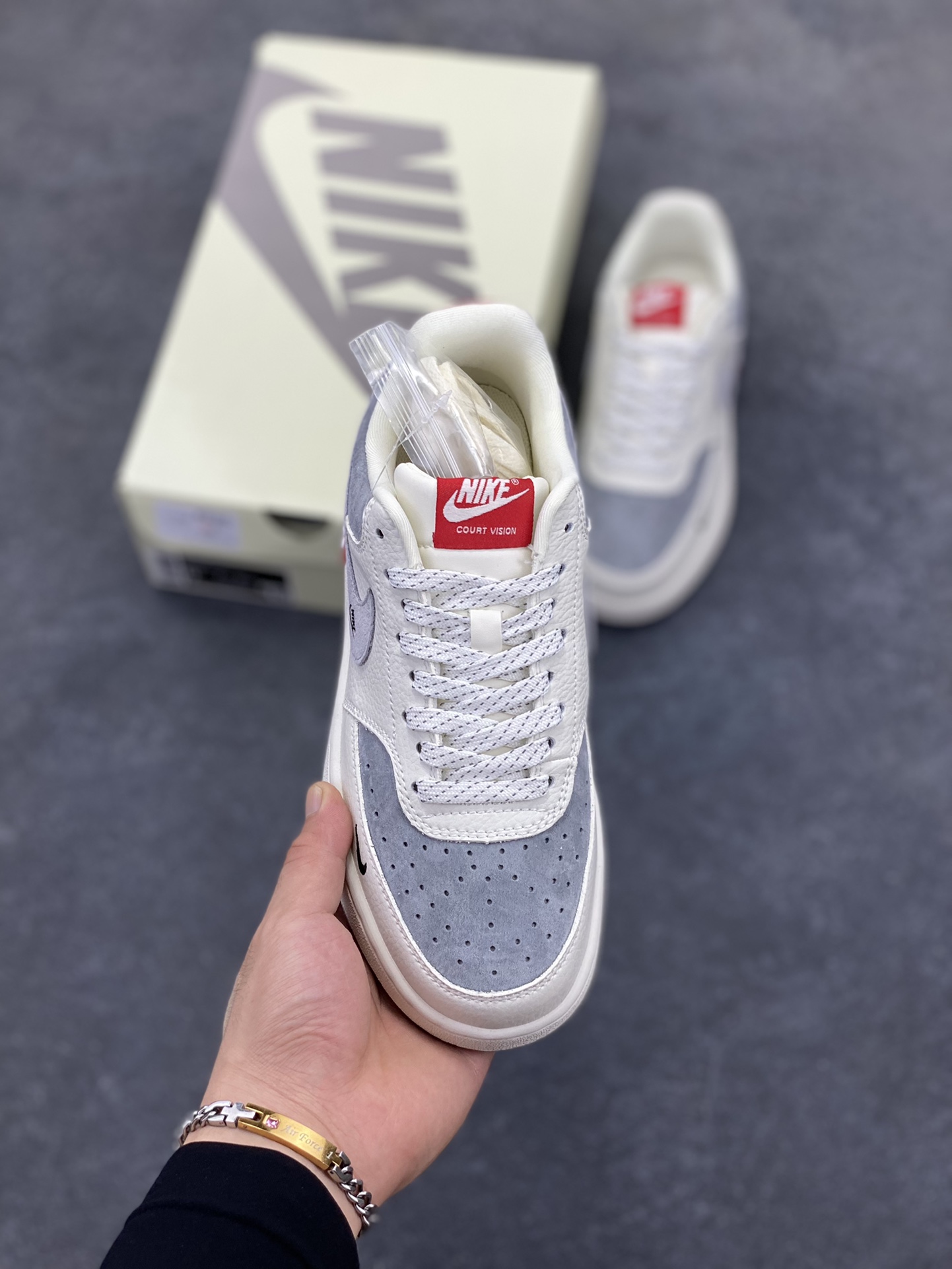 图片[2]-福利特价 海外爆款 ZP订单 NIKE EBERNON Low prm 小空军低帮百搭透气休闲运动板鞋 独家头层版本 原数据独家私模大底 纯正版型 清洁度完美 货号：FD5188-123 尺码：36 36.5 37.5 38 38.5 39 40 40.5 41 42 42.5 43 44 44.5 45-选品中心