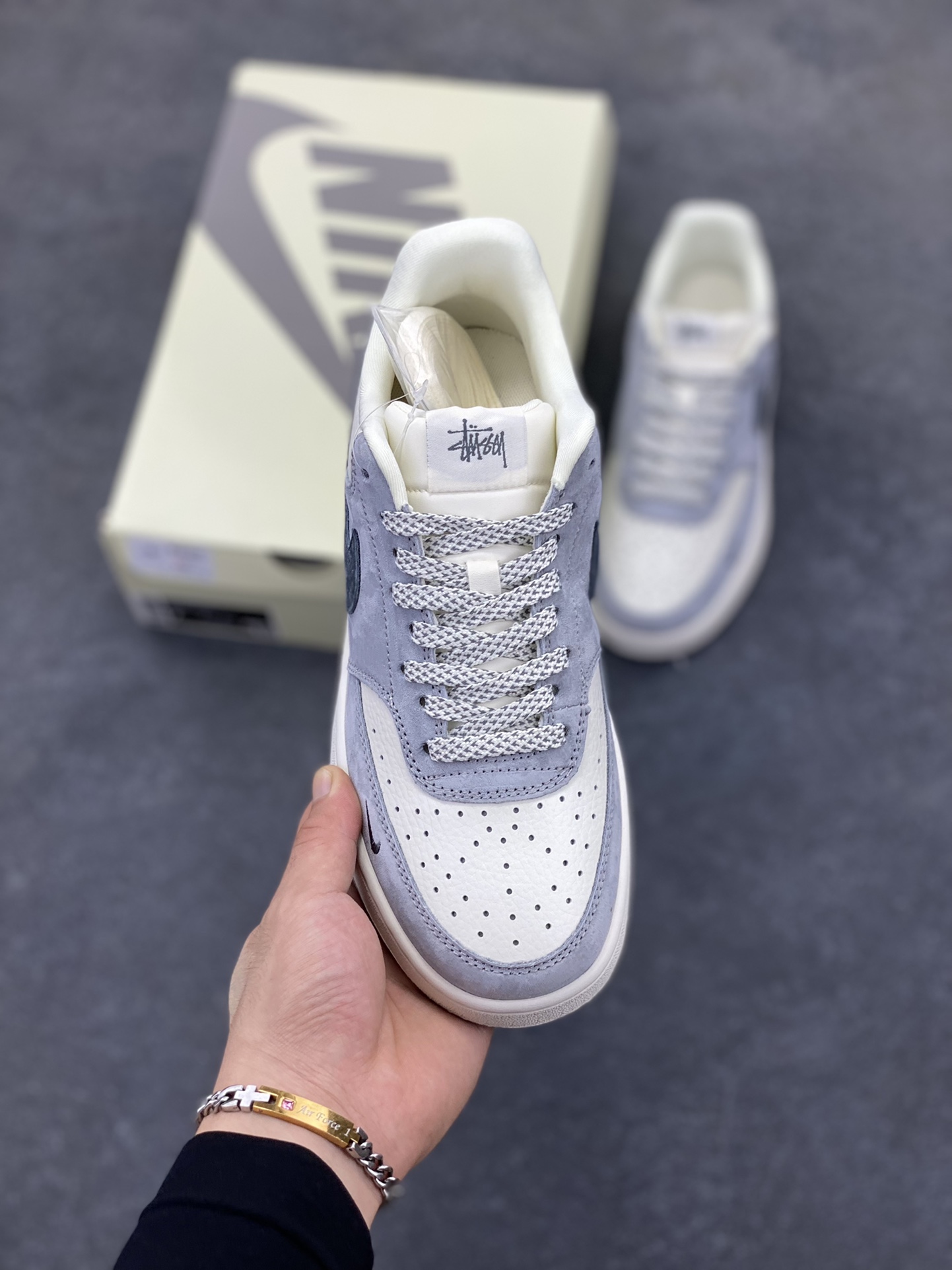 图片[2]-福利特价 海外爆款 ZP订单 NIKE EBERNON Low prm 小空军低帮百搭透气休闲运动板鞋 独家头层版本 原数据独家私模大底 纯正版型 清洁度完美 货号：FD5188-117 尺码：36 36.5 37.5 38 38.5 39 40 40.5 41 42 42.5 43 44 44.5 45-选品中心