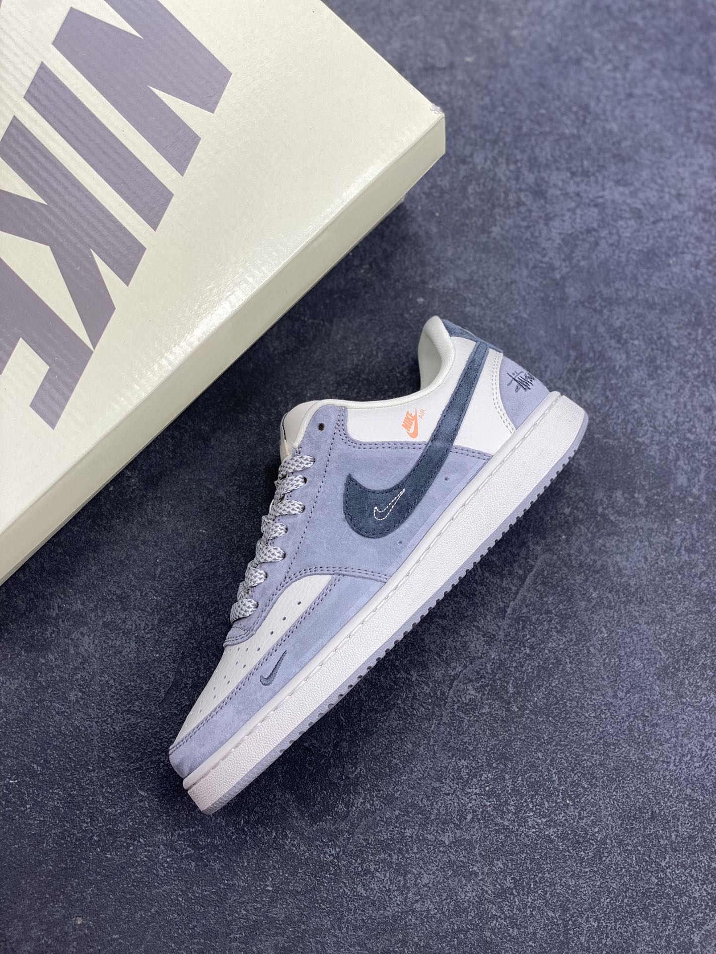 图片[7]-福利特价 海外爆款 ZP订单 NIKE EBERNON Low prm 小空军低帮百搭透气休闲运动板鞋 独家头层版本 原数据独家私模大底 纯正版型 清洁度完美 货号：FD5188-117 尺码：36 36.5 37.5 38 38.5 39 40 40.5 41 42 42.5 43 44 44.5 45-选品中心