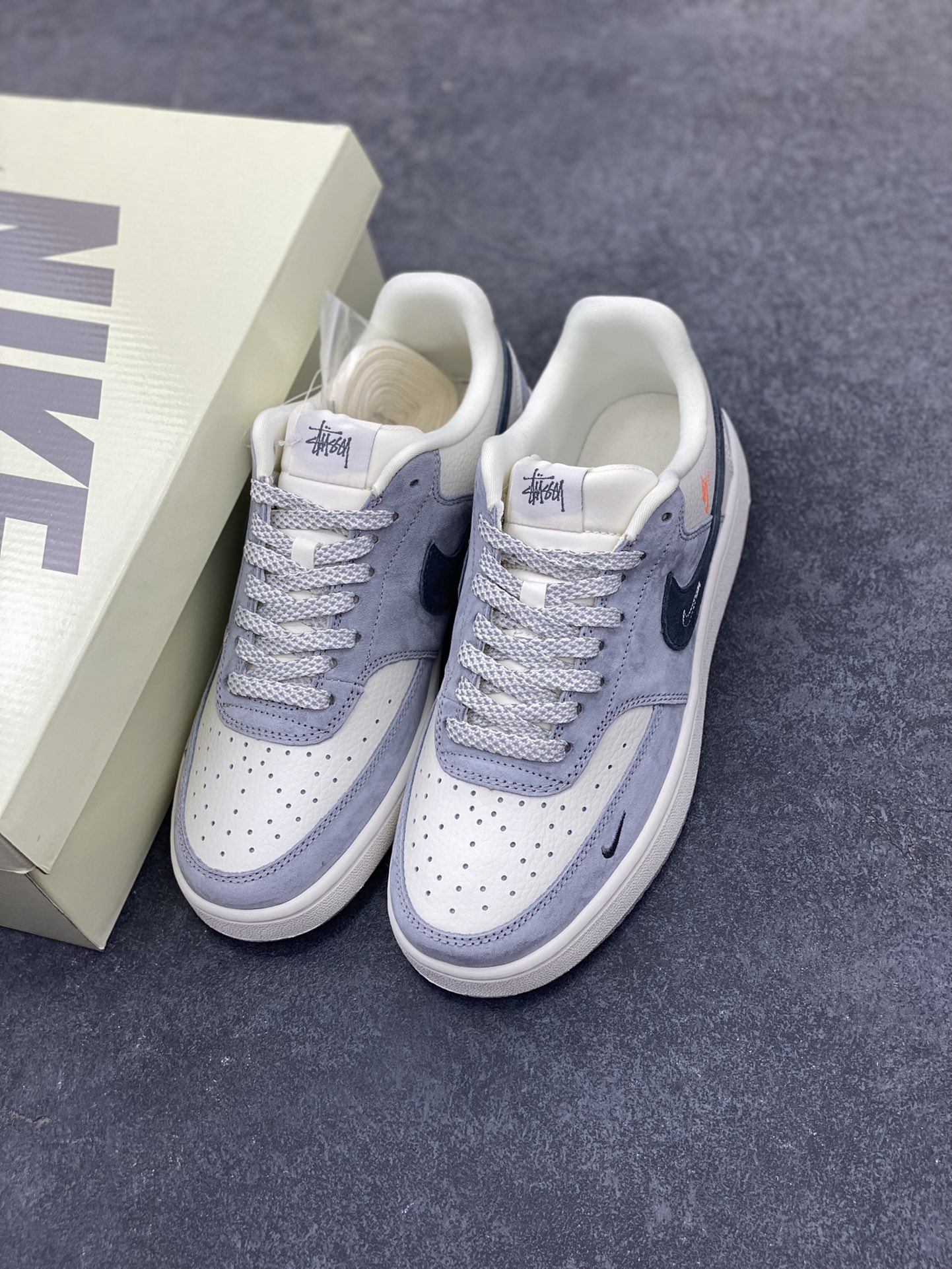 图片[8]-福利特价 海外爆款 ZP订单 NIKE EBERNON Low prm 小空军低帮百搭透气休闲运动板鞋 独家头层版本 原数据独家私模大底 纯正版型 清洁度完美 货号：FD5188-117 尺码：36 36.5 37.5 38 38.5 39 40 40.5 41 42 42.5 43 44 44.5 45-选品中心