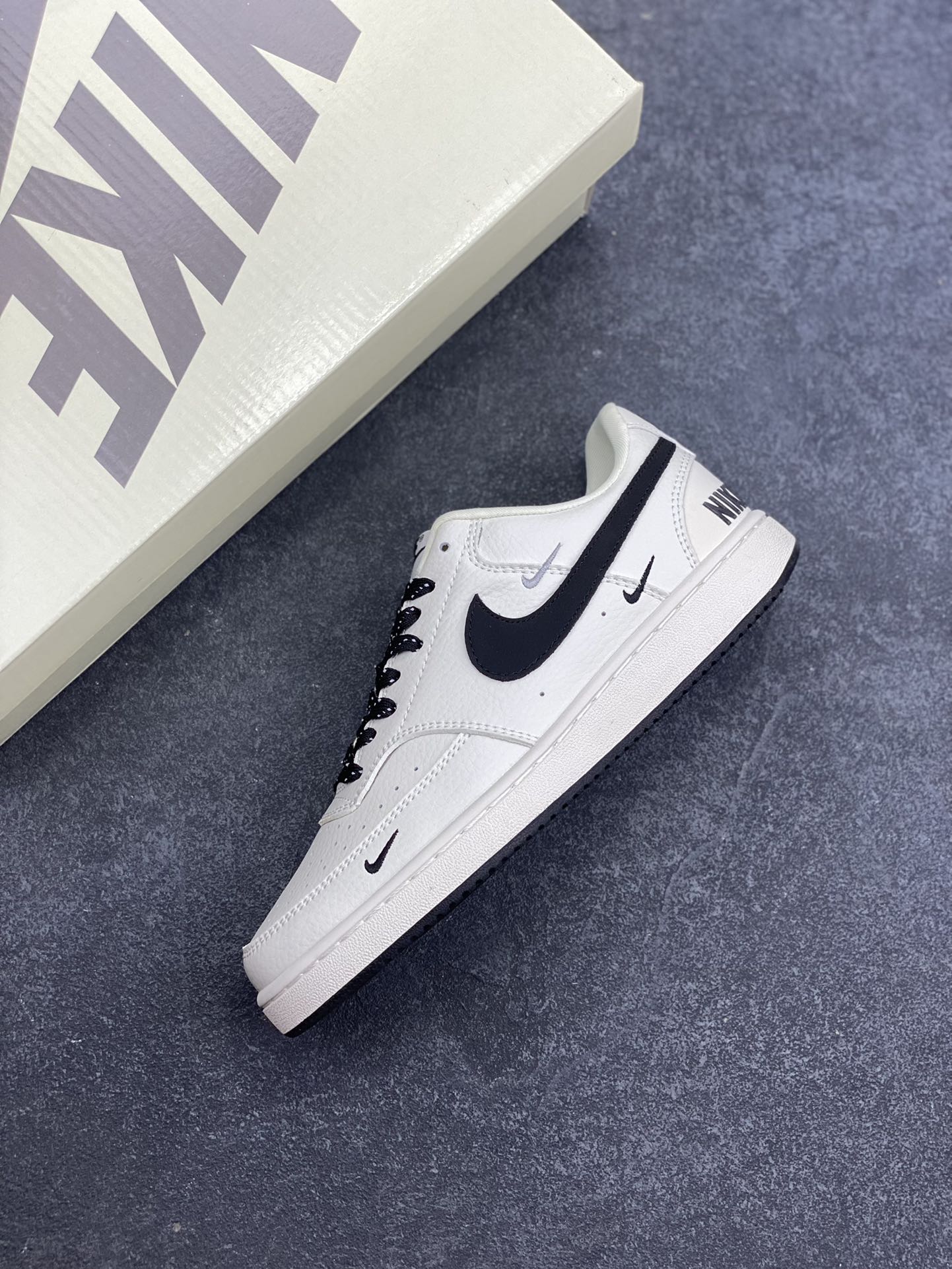 图片[7]-福利特价 海外爆款 ZP订单 NIKE EBERNON Low prm 小空军低帮百搭透气休闲运动板鞋 独家头层版本 原数据独家私模大底 纯正版型 清洁度完美 货号：FD5188-112 尺码：36 36.5 37.5 38 38.5 39 40 40.5 41 42 42.5 43 44 44.5 45-选品中心