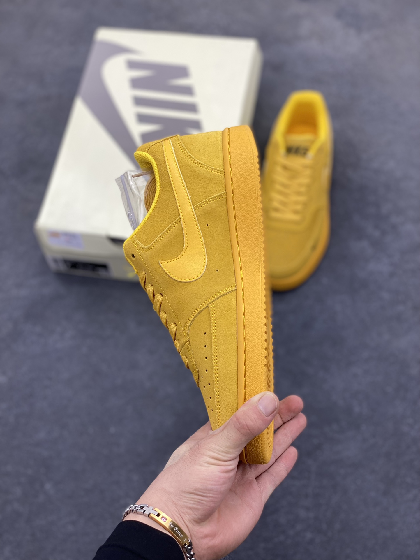 图片[3]-福利特价 海外爆款 ZP订单 NIKE EBERNON Low prm 小空军低帮百搭透气休闲运动板鞋 独家头层版本 原数据独家私模大底 纯正版型 清洁度完美 货号：FD5188-115 尺码：36 36.5 37.5 38 38.5 39 40 40.5 41 42 42.5 43 44 44.5 45-选品中心