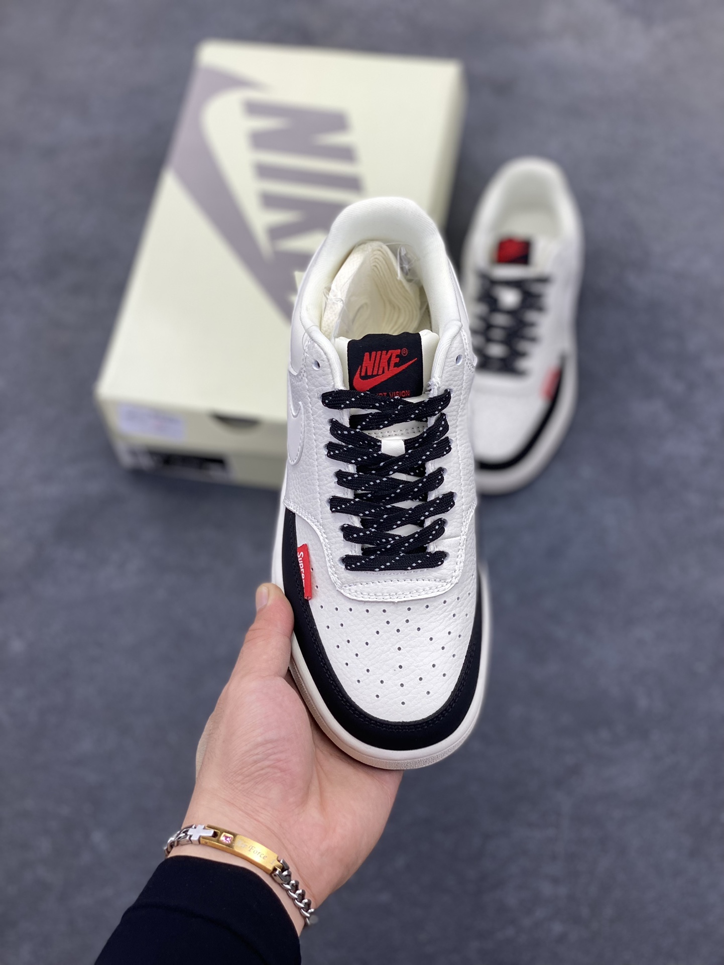 图片[2]-福利特价 海外爆款 ZP订单 NIKE EBERNON Low prm 小空军低帮百搭透气休闲运动板鞋 独家头层版本 原数据独家私模大底 纯正版型 清洁度完美 货号：FD5188-127 尺码：36 36.5 37.5 38 38.5 39 40 40.5 41 42 42.5 43 44 44.5 45-选品中心