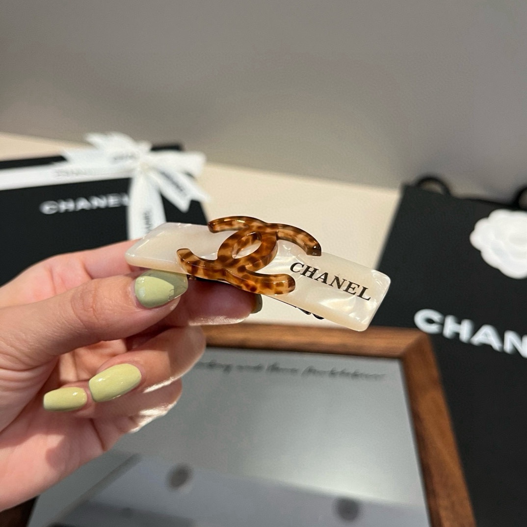 🆕

Chanel香奈儿新款发夹