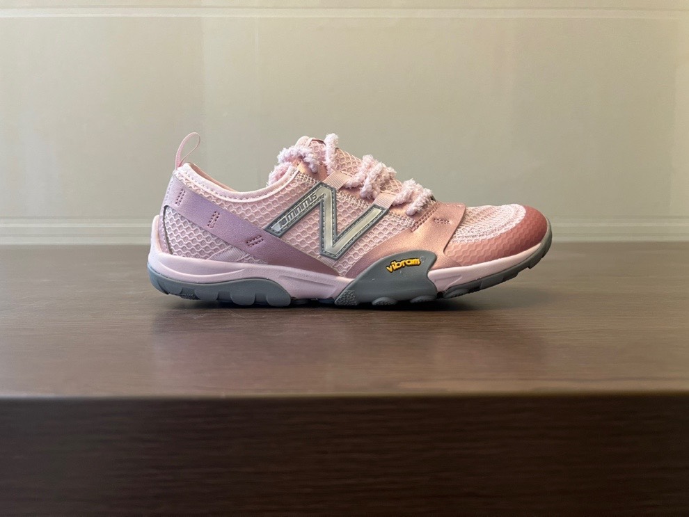 💰110
New Balance 新百伦 MT10 网休面鞋闲
复古要还能机,NB方官重新磅品。一融款合古复计设与现代科的技鞋跑,以其经典的造型舒和适感脚,为成2025年古复潮好爱流的推单荐品
Size:36 36.5 37 37.5 38 38.5 39.5 40 40.5 41.5 42 !