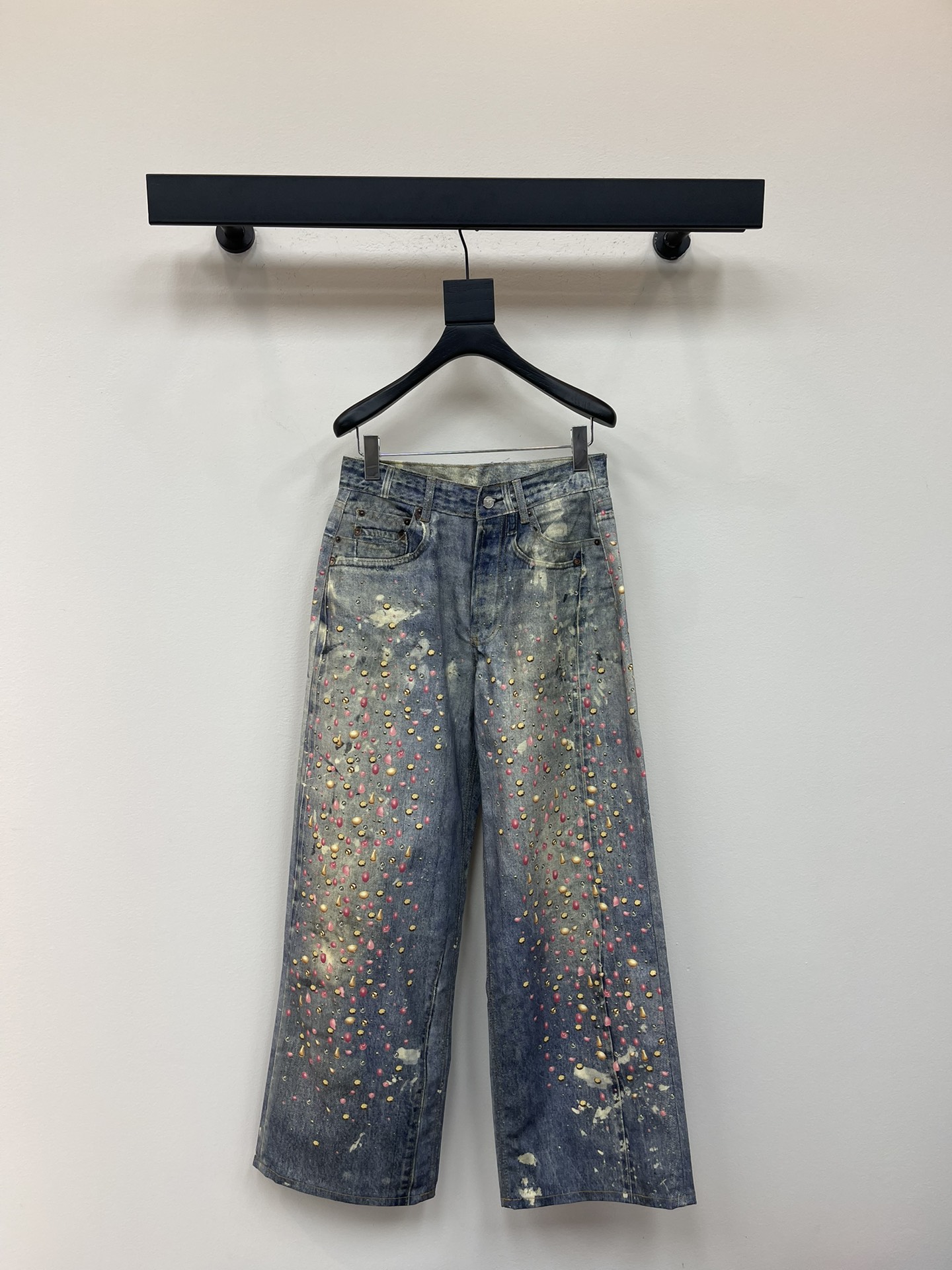 NO:467758,Acne*Japanese limited capsule trousers, exclusive customization. This limited edition is available in Japan. Super textured 3D printing design. Exquisite craftsmanship and very clear patterns. It uses imported machine printing. Loose straight-tube style. Three-dimensional pockets on both sides. The style is good. The upper body effect is very fashionable. The online fashion girl must have. Size 26/27/28,,acne studios,alexander wang.19860909Acne*日本限定胶囊长裤 独家定制 这款限定日本区发售哦 超有质感3D打印印花设计 工艺精湛 图案非常清晰 采用进口机器印花 宽松直筒版型 两侧立体口袋 版型好看 上身效果很好 时髦感在线 潮流girl必备款 尺码26/27/28,,acne studios,alexander wang,Women's clothing