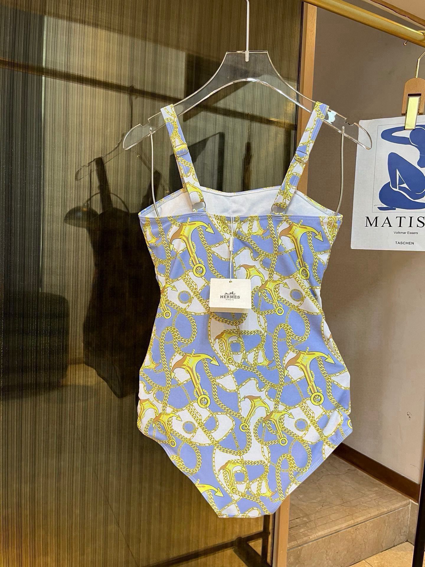 🆕
爱马仕HERMES连体比基尼泳衣👙❤️😍🥰适合多种场景的游泳衣🏊‍♀️海边 游泳池 温泉 水上乐园 