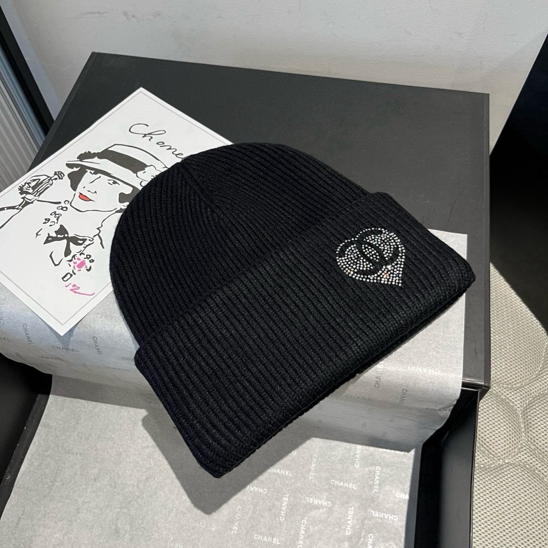 🆕

Chanel香奈儿针织毛线帽