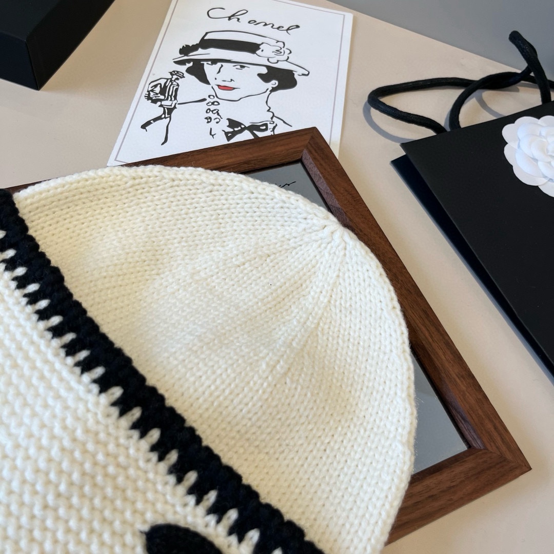 🆕

Chanel香奈儿针织毛线帽