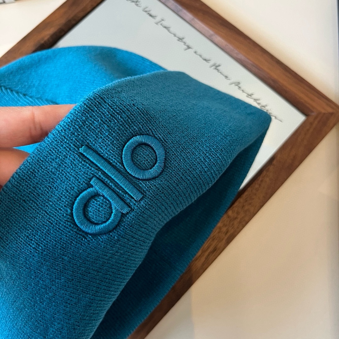 🆕

alo针织毛线帽