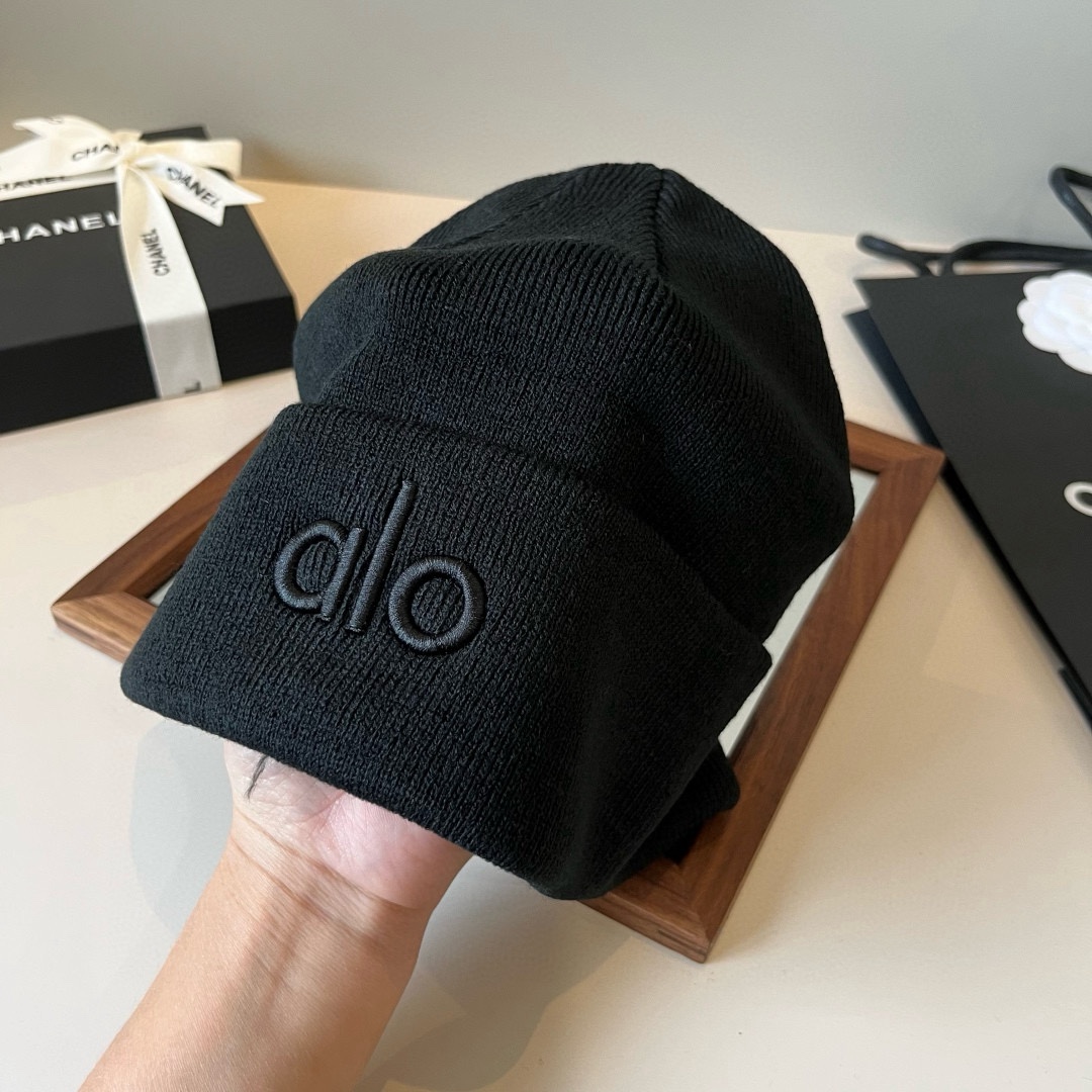 🆕

alo针织毛线帽