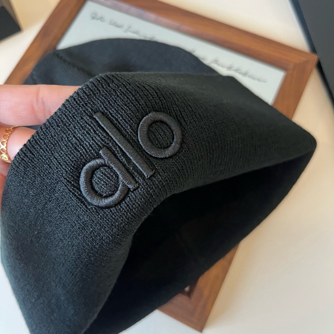 🆕

alo针织毛线帽