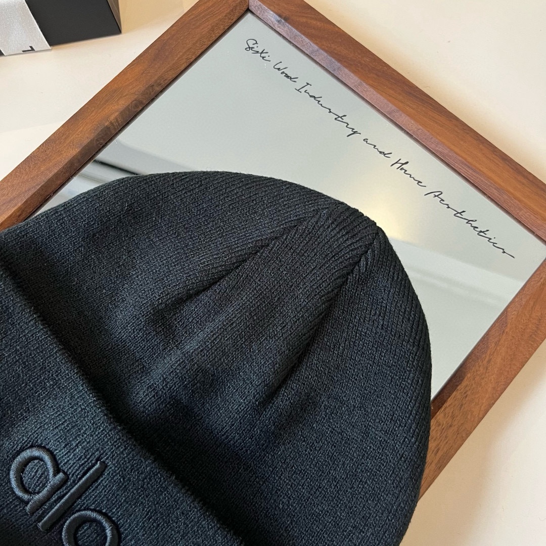 🆕

alo针织毛线帽