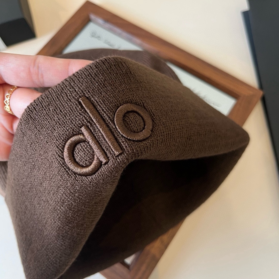 🆕

alo针织毛线帽