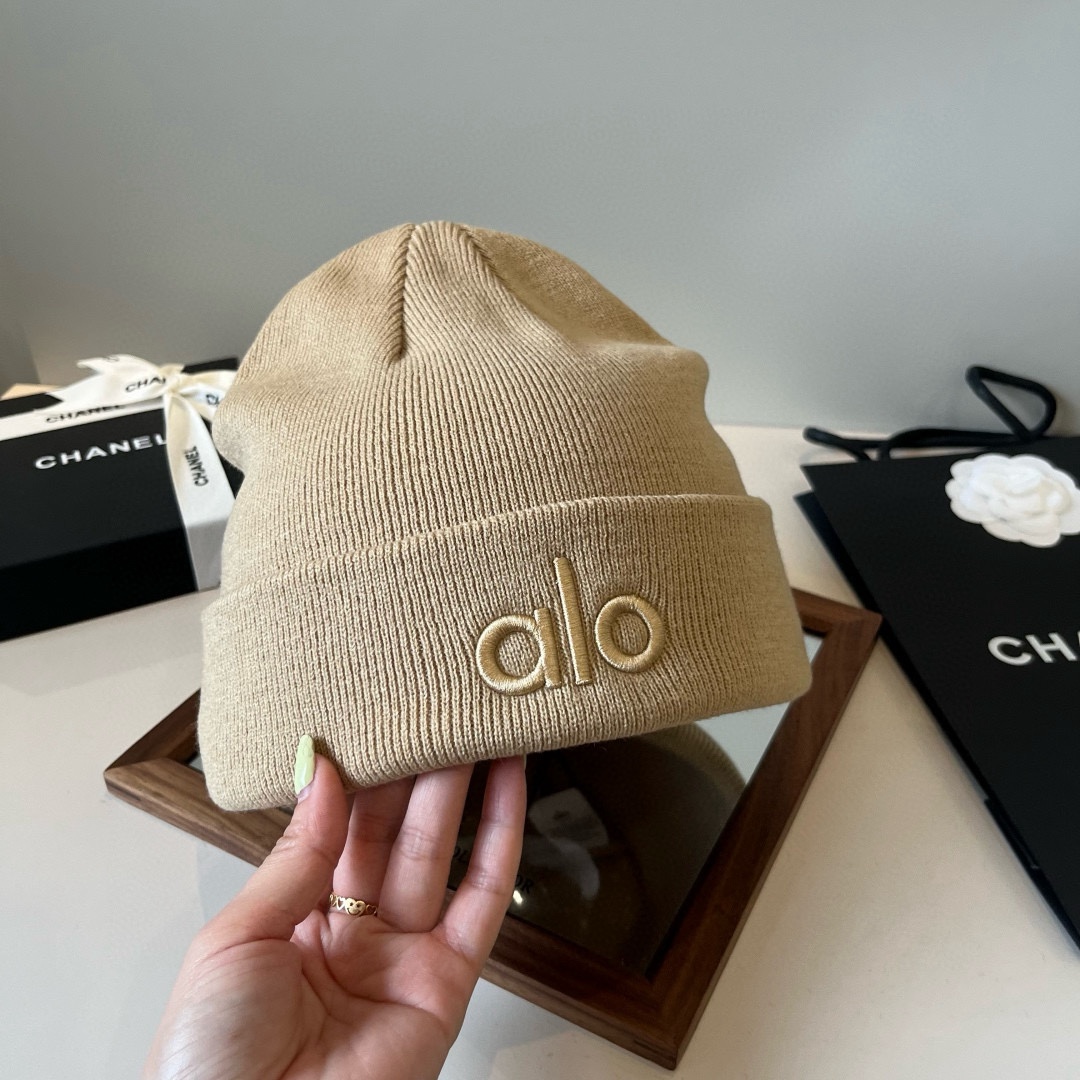 🆕

alo针织毛线帽