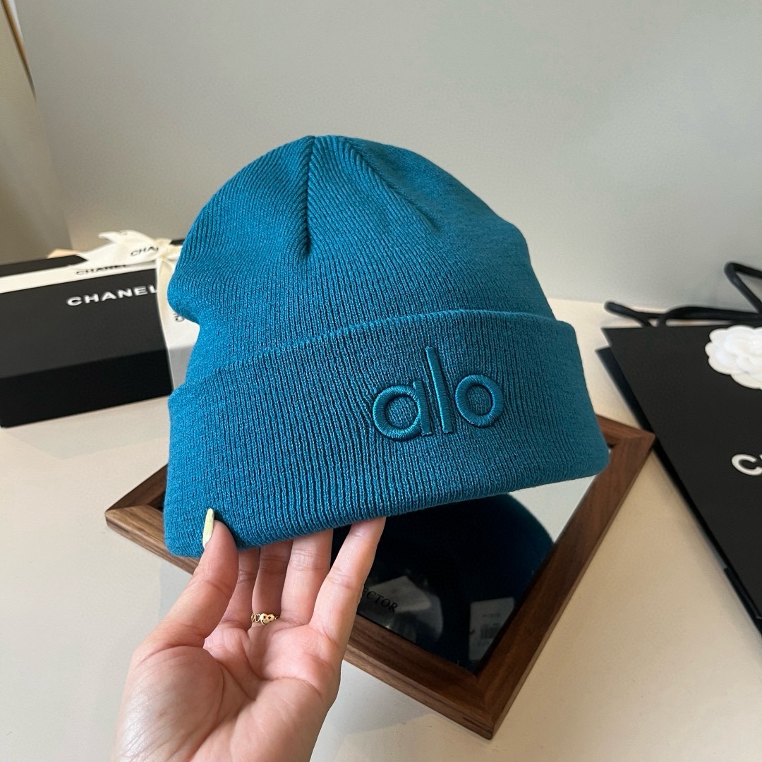 🆕

alo针织毛线帽