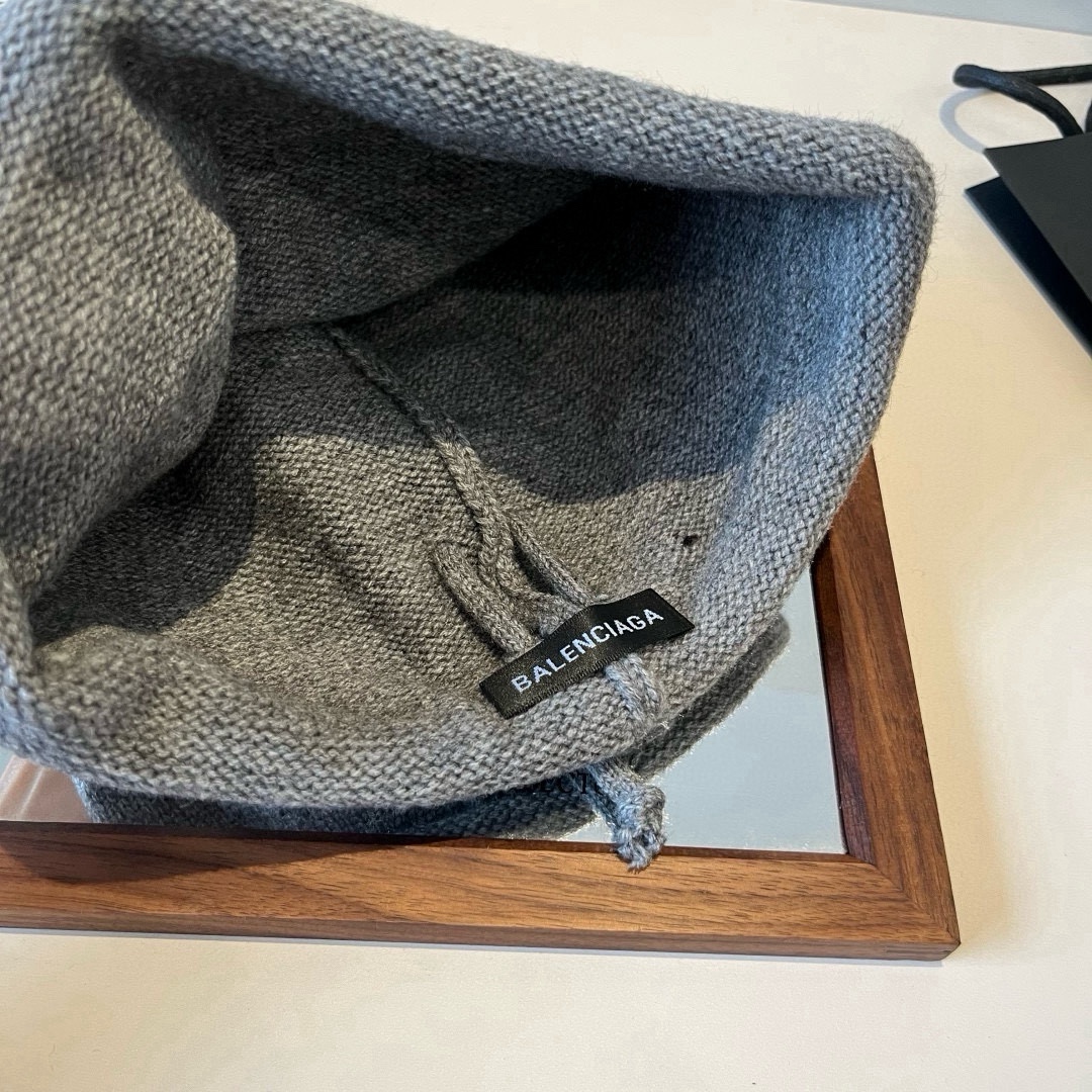 🆕

巴黎世家针织毛线帽