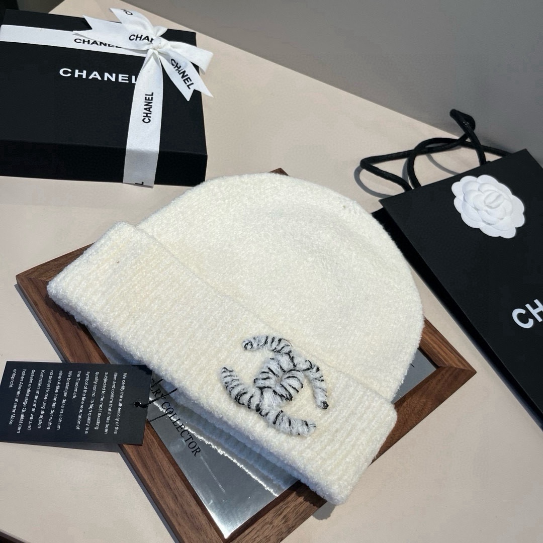 🆕

Chanel香奈儿针织毛线帽