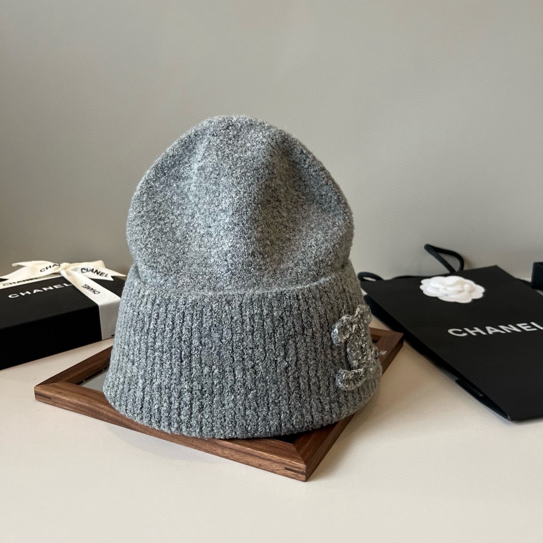 🆕

Chanel香奈儿针织毛线帽