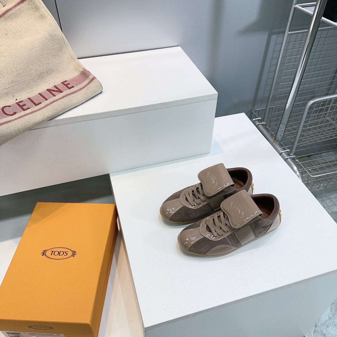 “Top Quality German Agam Sports Shoes for Autumn and Winter, Sizes 35-39” - 图片 1