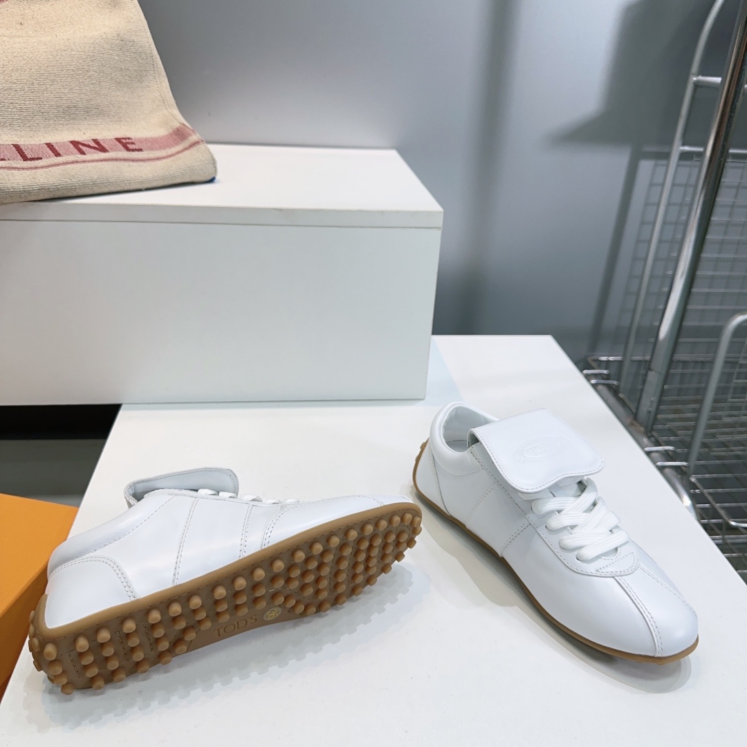 “Top Quality German Agam Sports Shoes: High-Quality Exit 816 for Autumn and Winter, Single Channel, Leather Buttons” - 图片 4