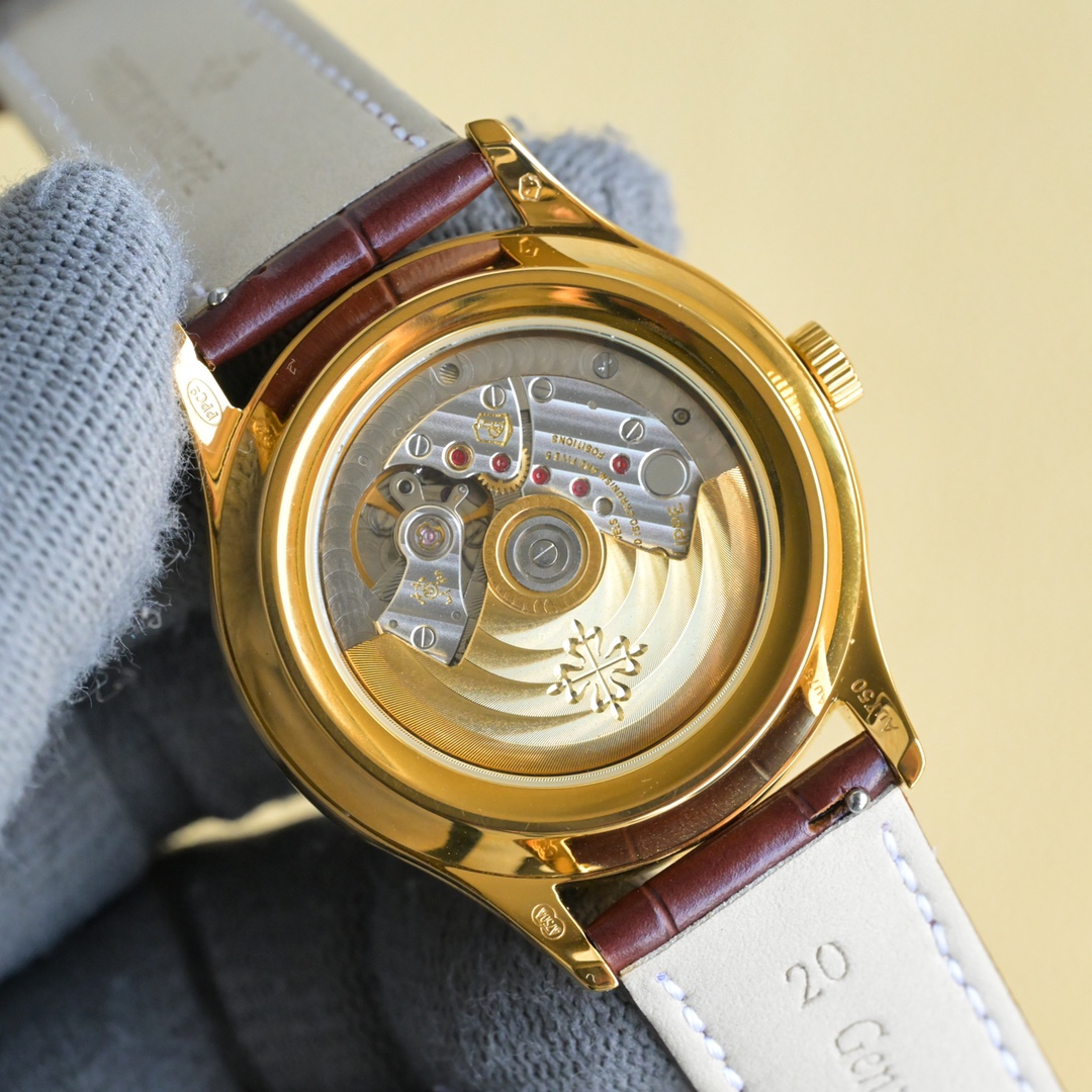 Patek Philippe Blanche 3335 Gold Watch Review: Classic design, 39mm scale, Cal. 324 Q auto-link core, elegant style. - 图片 9